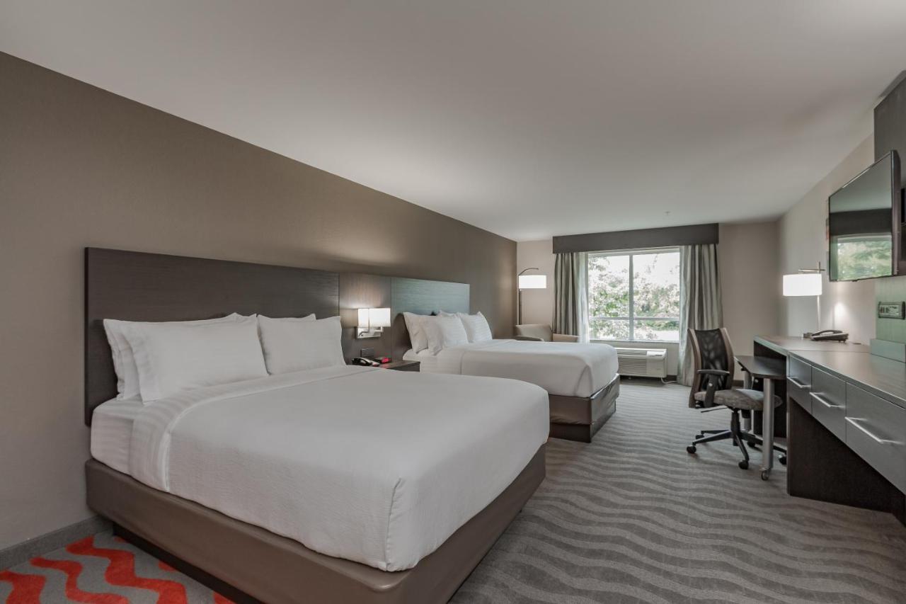 Holiday Inn Mishawaka By Ihg Exterior photo